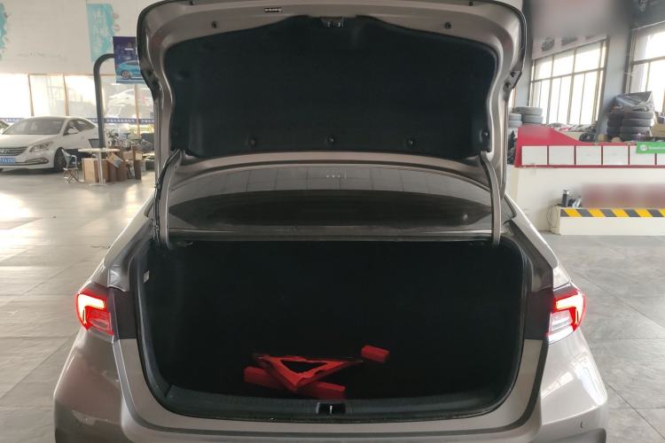 Used Toyota Corolla 2021 Dual-Motor 1.8L E-CVT Flagship Edition
