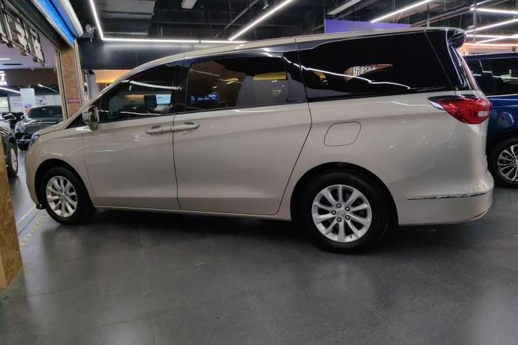 Used Buick GL8 2018 ES 28T Premium Model China VI Standard
