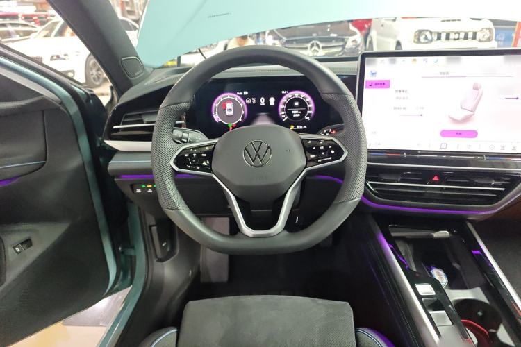 Used Volkswagen Passat 2025 Pro 380TSI Starry Dragon Luxury Edition
