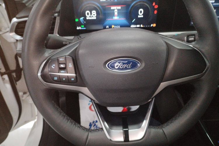 Used Ford Escort 2021 1.5L Automatic Platinum Edition
