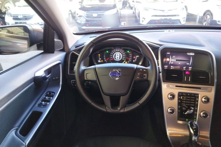 Used Volvo XC60 2017 T5 Smart Upgrade Edition
