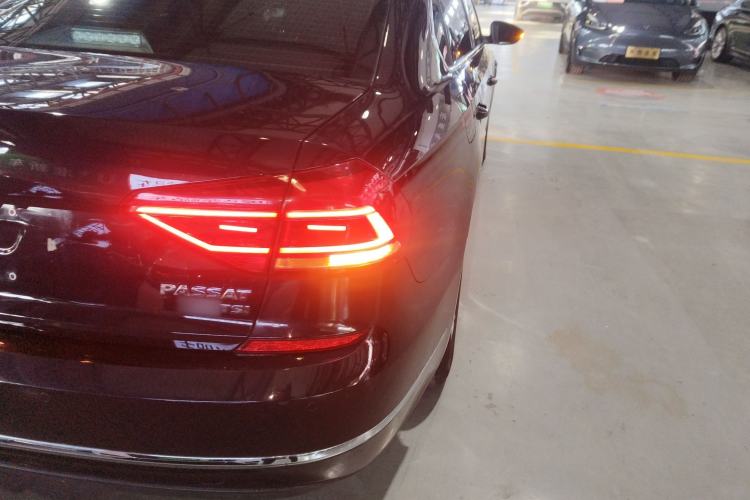 Used Volkswagen Passat 2017 1.8TSI DSG Government Procurement Version (CEA Engine)
