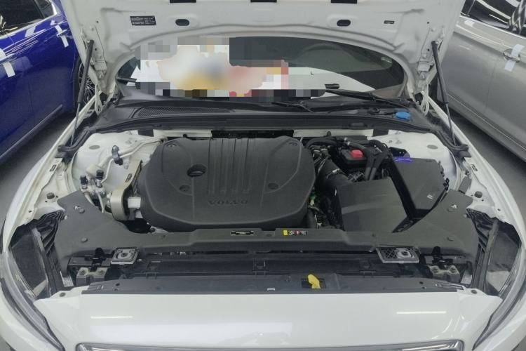 Used Volvo S60 2022 B4 Zhiyi Luxury Edition
