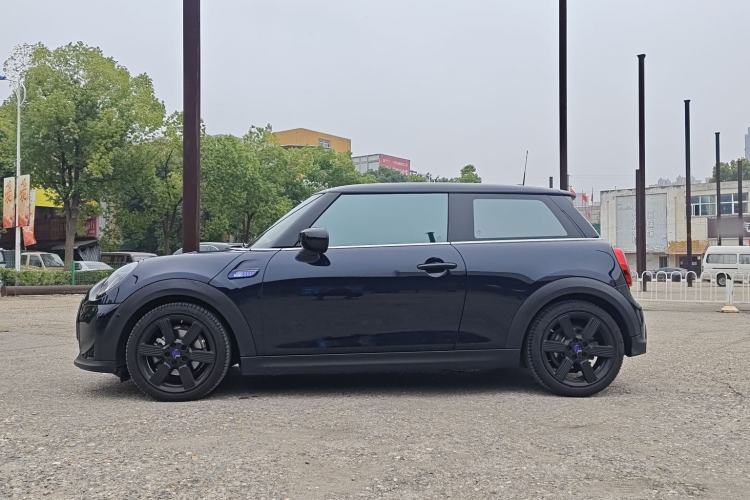 Used  MINI 2023 1.5T COOPER Midnight Escape Special Edition
