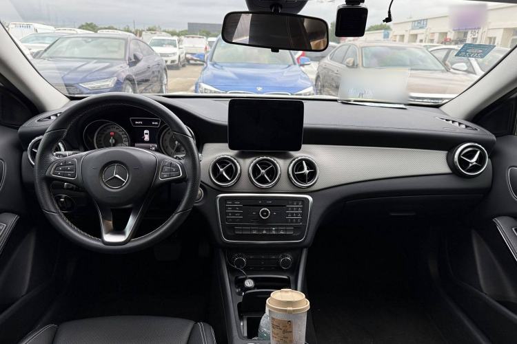 Used Mercedes-Benz GLA 2016 GLA 200 Fashion Model