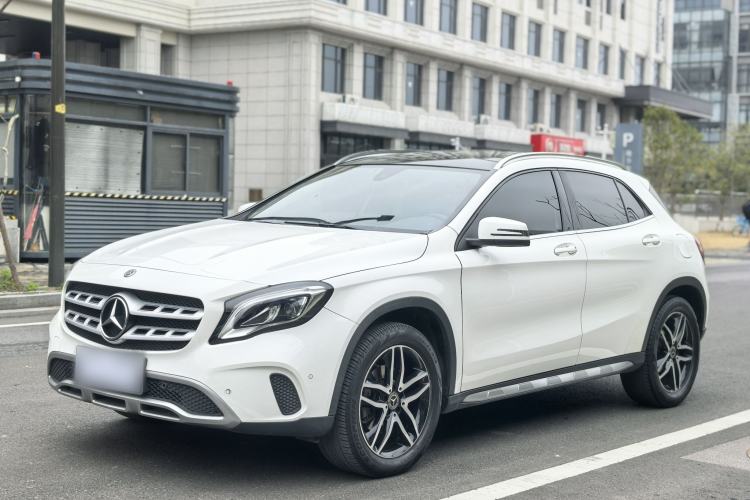 Used Mercedes-Benz GLA 2017 GLA 200 Fashion Model