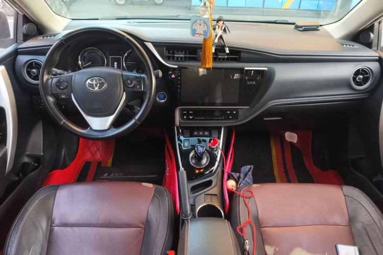 Used Toyota Corolla 2018 Dual-Engine 1.8L E-CVT Smart Edition
