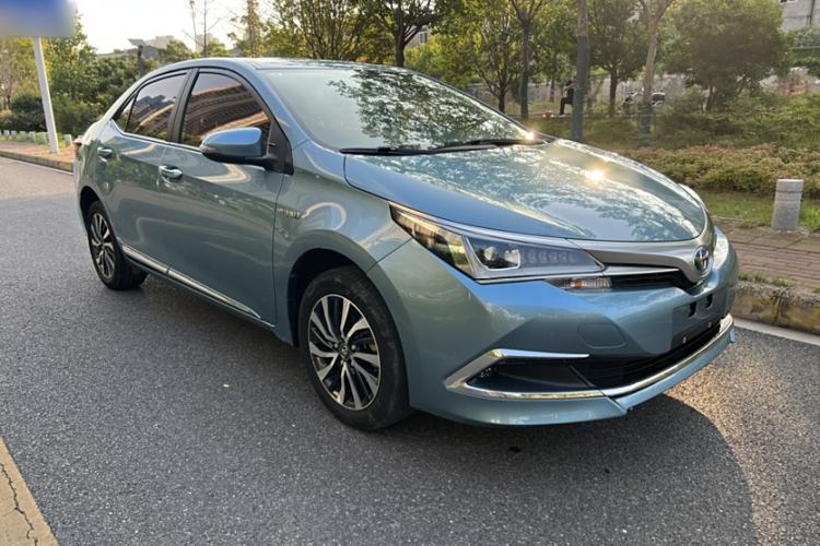 Used Toyota Corolla 2017 Revised Dual-Engine 1.8L E-CVT Elite Edition
