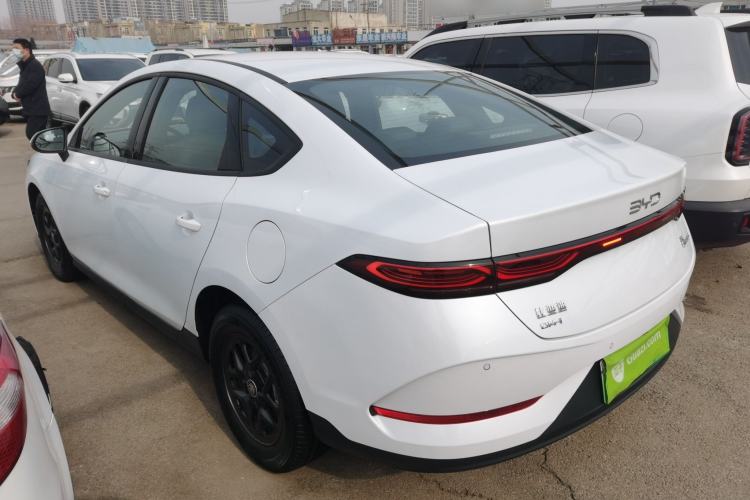 Used BYD Qin PLUS 2025 DM-i Smart Drive 55KM Leading Model
