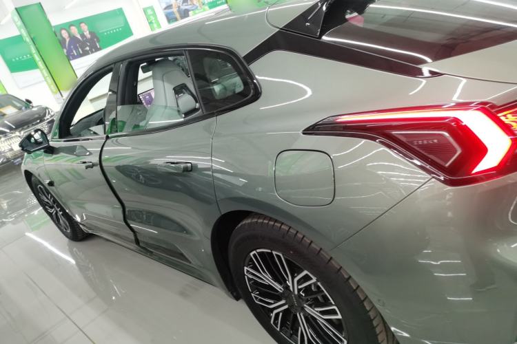 Used Zeekr 001 2025 WE Edition 95 kWh All-Wheel Drive
