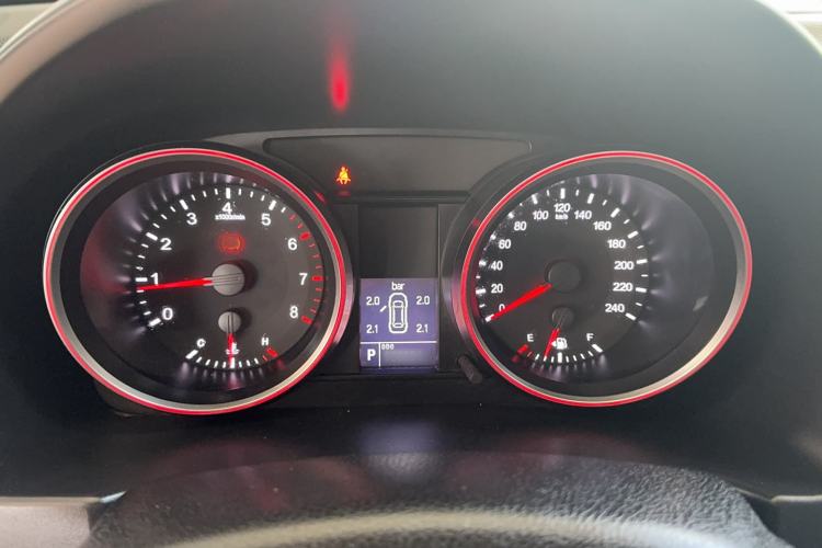 Used Haval H6 2015 Sport Edition 1.5T Automatic Two-Wheel Drive Luxury Model
