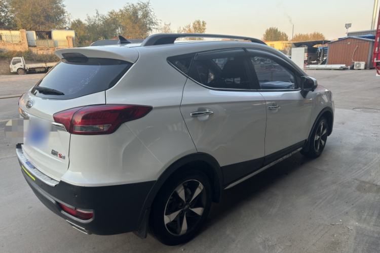 Used  Refine S3 2017 1.6L CVT Luxury Smart Model
