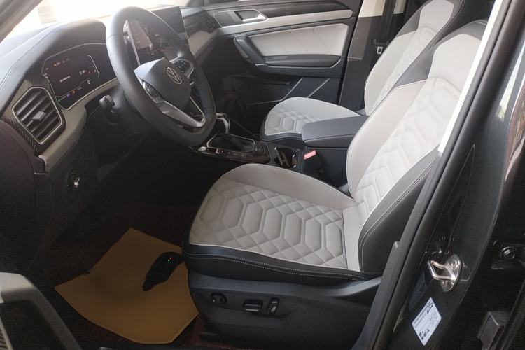 Used Volkswagen Tayron 2023 330TSI Two-Wheel-Drive Luxury Plus Advanced Version
