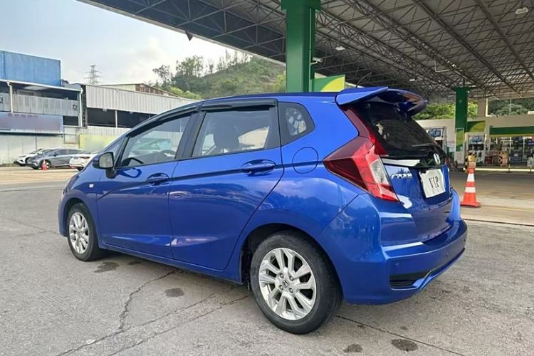 Used Honda Fit 2018 1.5L CVT Comfort Sunroof Version