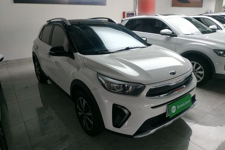 Used Kia kx1 Stonic 2021 1.4L CVT Fun & Sunroof Model
