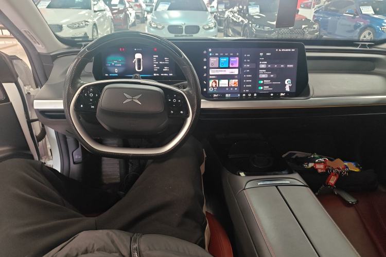 Used XPeng P7 2022 670E+