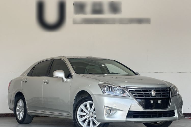Used Toyota Crown 2012 2.5L Royal Leather Edition
