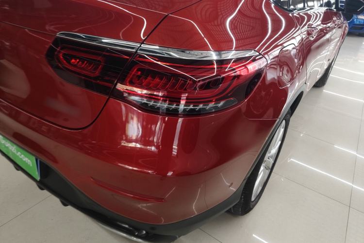 Used Mercedes-Benz GLC Coupe 2020 GLC 260 4MATIC Coupe SUV
