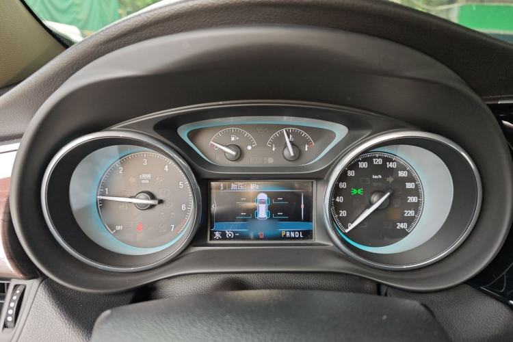 Used Buick Envision 2017 28T Four-Wheel Drive Elite Model
