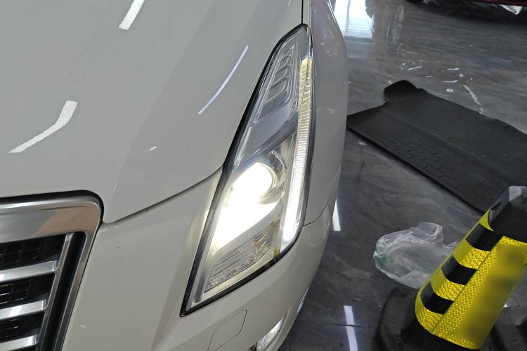 Used Cadillac XTS 2015 28T Elite Model
