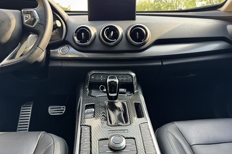 Used Wey VV7 2017 2.0T Flagship Edition
