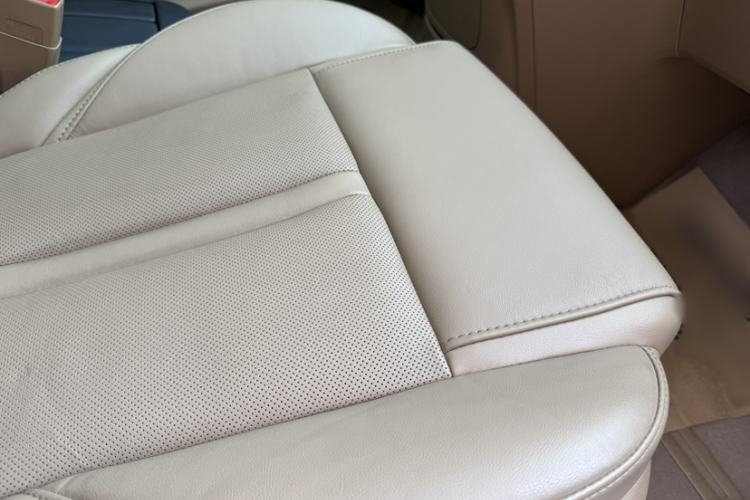 Used Buick GL8 2020 ES Land Cruiser 653T Flagship Model