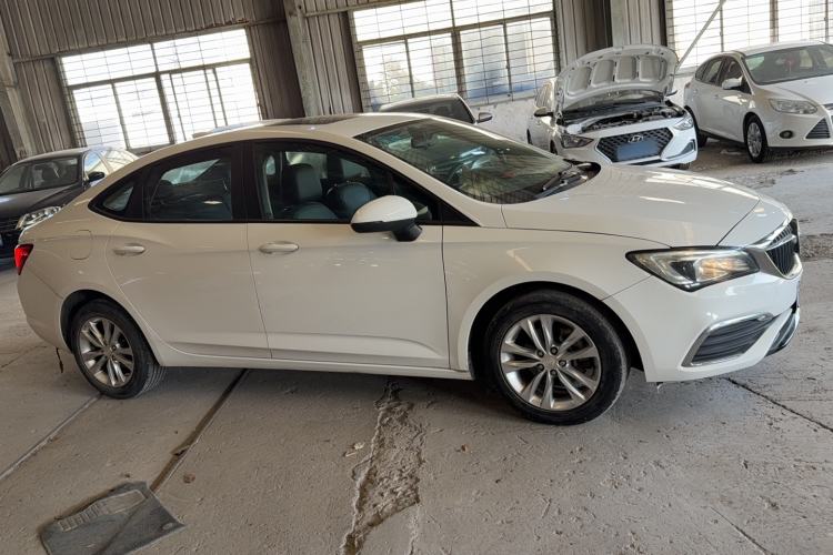 Used Buick Verano 2018 Sedan 20T Dual-Clutch Leading Model
