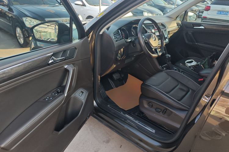 Used Volkswagen Tiguan L 2017 330TSI Automatic Two-Wheel Drive Flagship Edition
