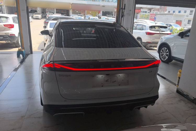 Used  L6 2023 125km Starship