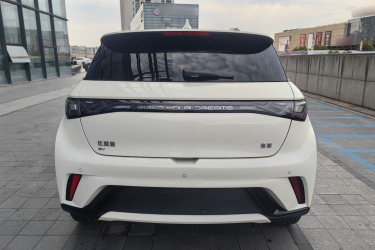 Used BYD Dolphin 2024 Honor Edition 420km Fashion Version
