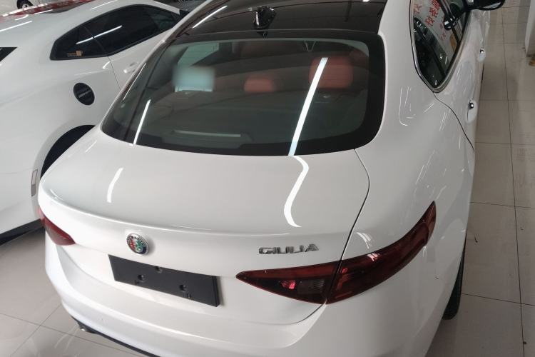 Used Alfa Romeo Giulia 2017 2.0T 280HP Luxury Edition