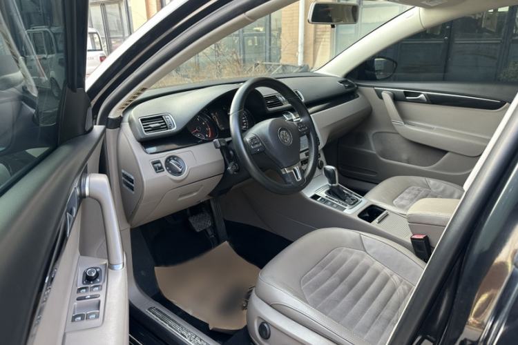 Used Volkswagen Magotan 2015 1.8TSI Luxury Model