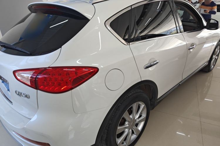 Used Infiniti QX50 2015 2.5L Enjoyment Edition

