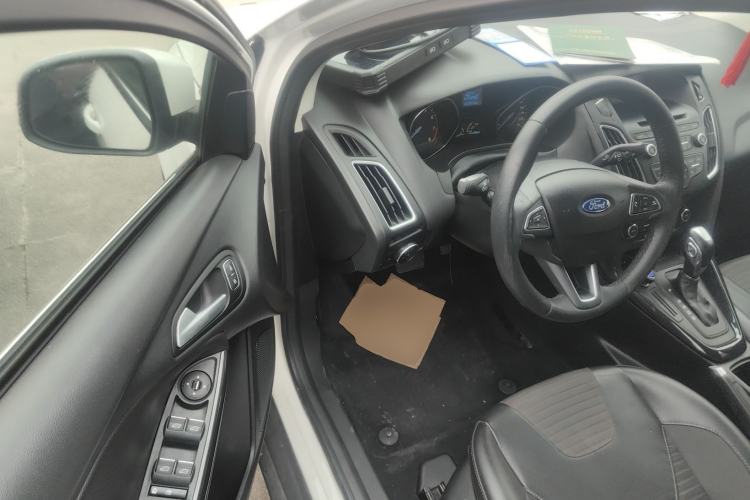 Used Ford Focus 2015 Sedan 1.6L Automatic Trend Model