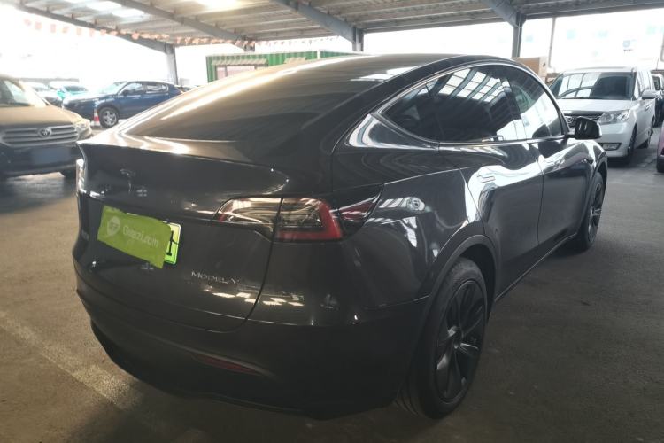 Used Tesla Model Y 2024 Rear-Wheel-Drive Version
