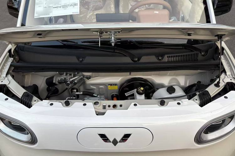 Used Wuling Hongguang MINIEV 2024 3rd Generation 215km Advanced Version
