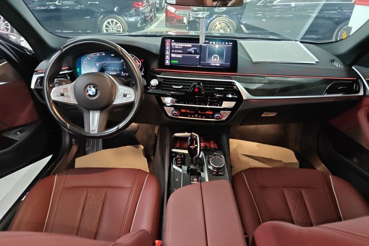 Used BMW 5 Series 2022 Second Facelift 525Li M Sport Package