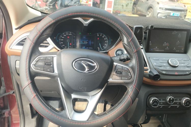 Used Soueast DX7 2015 1.5T Automatic Luxury Model