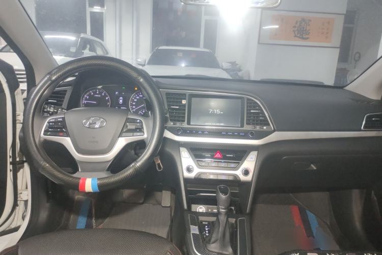 Used Hyundai Elantra 2016 1.6L Automatic ZhiXuan – Elite Version