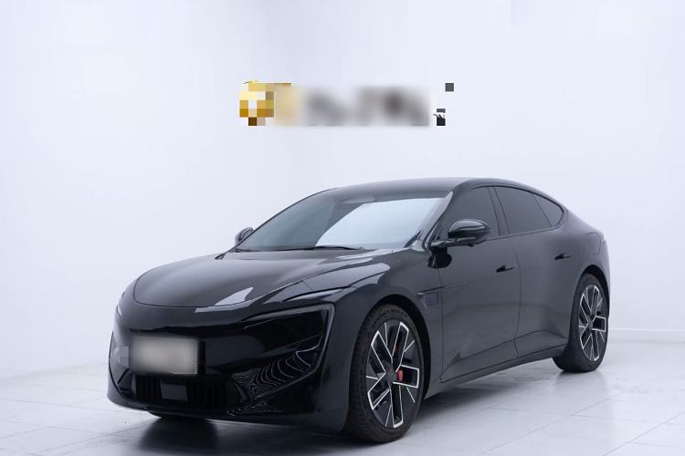 Used  12 2024 700 Three-Laser Rear-Wheel Drive Luxury Edition
