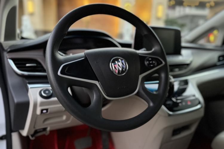 Used Buick GL8 2021 Land Cruiser Executive Class 652T Comfort Model