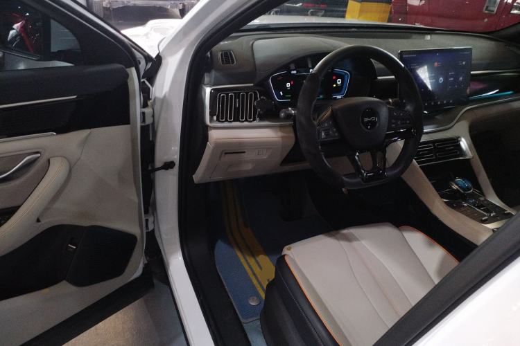 Used BYD Song PLUS New Energy 2021 DM-i 110KM Flagship Model
