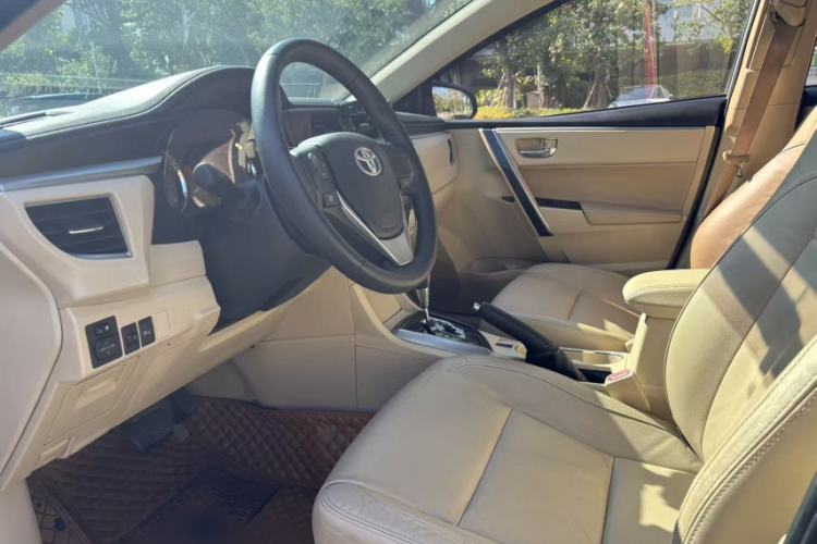 Used Toyota Corolla 2014 1.6L CVT GL-i Leather Edition
