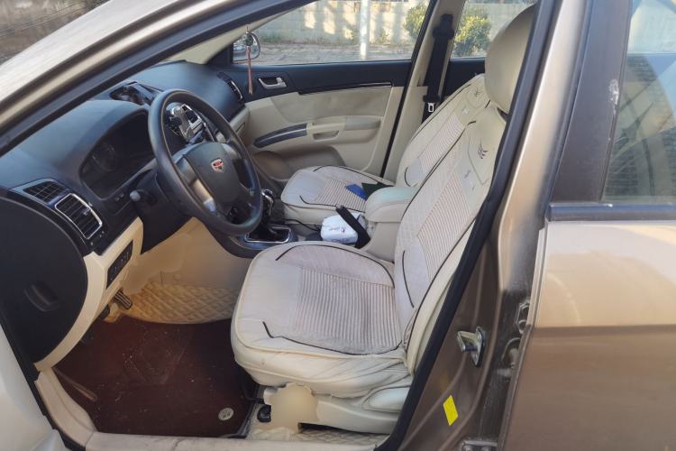 Used Geely Auto Classic Emgrand 2013 Sedan 1.5L Manual Elite Model
