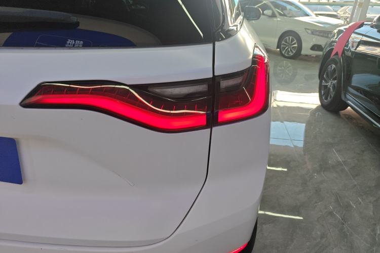 Used Nio ES8 2018 355 km Base Version 7-Seater Edition
