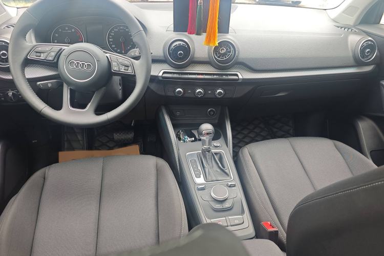 Used Audi Q2L 2018 35 TFSI Launch Exclusive Edition China VI
