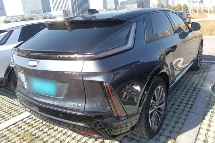 Used Cadillac LYRIQ 2022 Four-Wheel-Drive High-Performance Deluxe Edition
