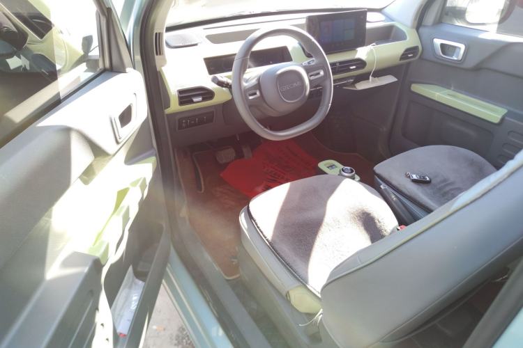 Used Geely Galaxy Panda 2024 Panda Mini 200km Endurance Bear
