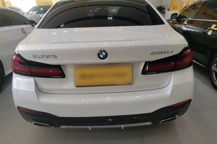 Used BMW 5 Series 2022 Restyled 530Li Leading Edition M Sport Package
