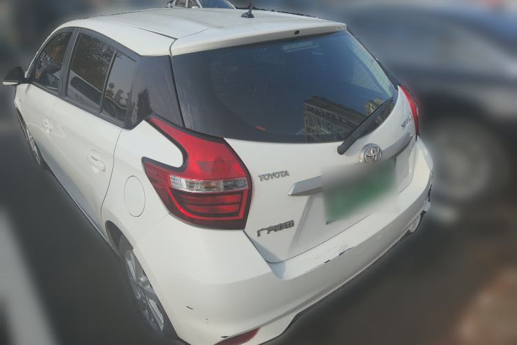 Used Toyota YARiS L 2017 1.5G CVT JingSu Model with Upgraded Sunroof
